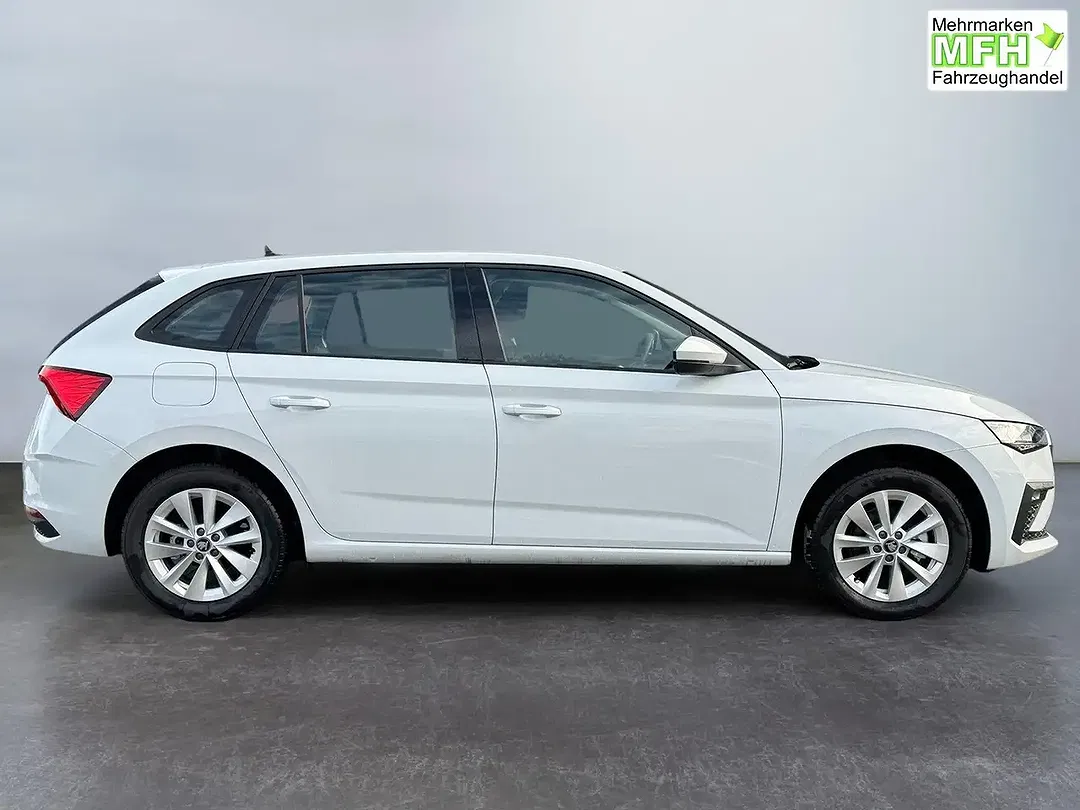 Skoda Scala - Thumbnail 6