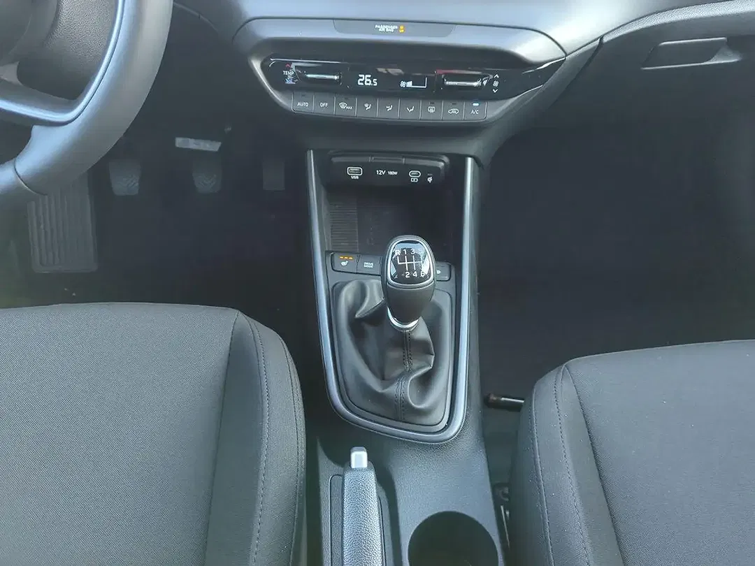 Hyundai i20 - Thumbnail 6