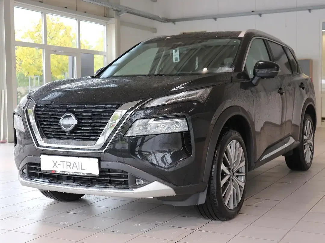 Nissan X-Trail - Thumbnail 2