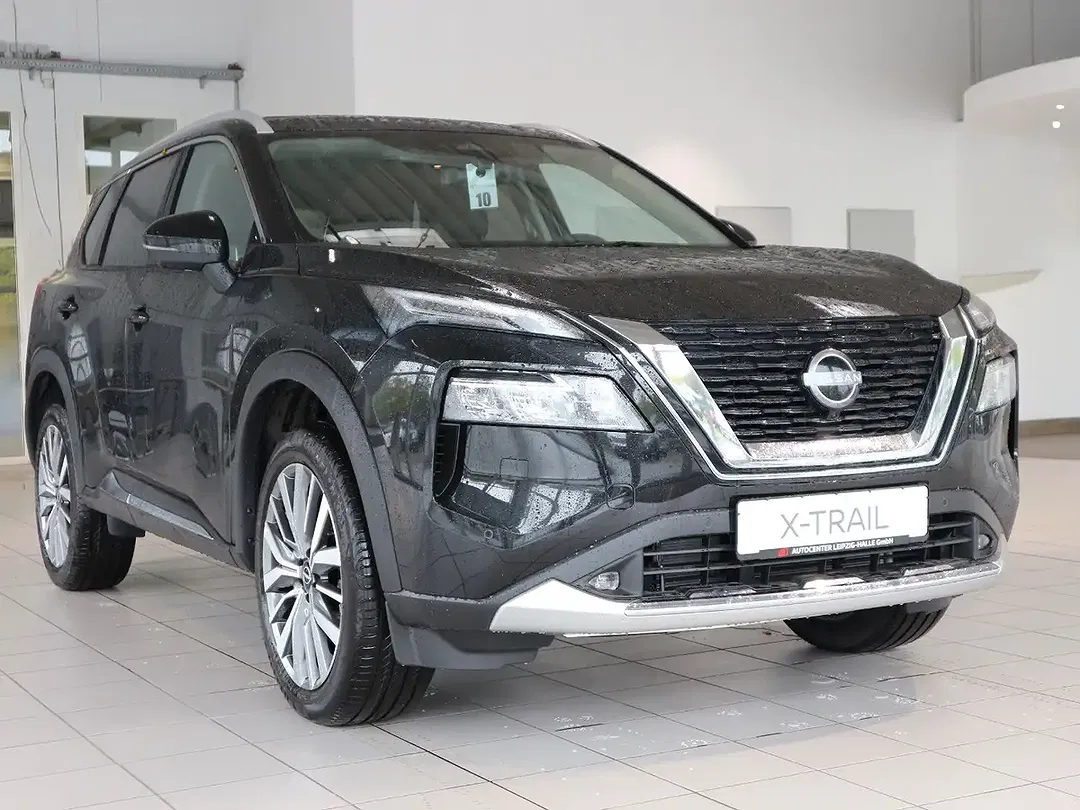 Nissan X-Trail - Thumbnail 4