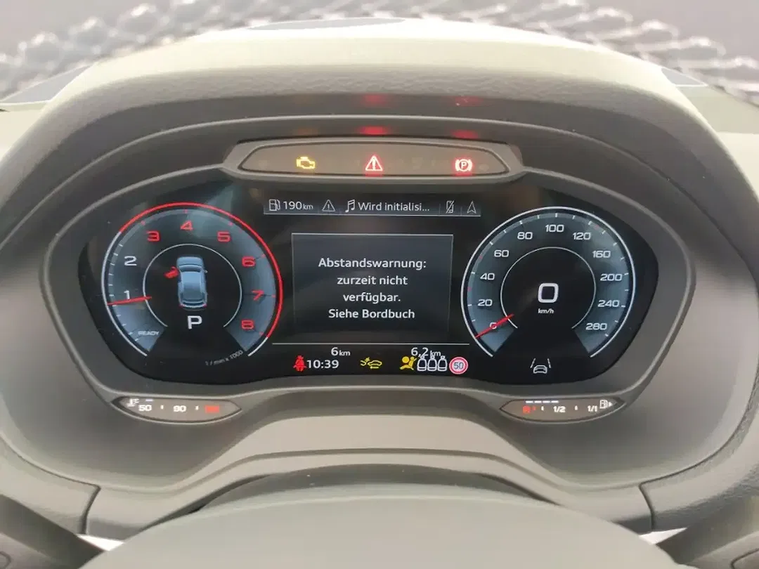Audi Q2 - Thumbnail 10
