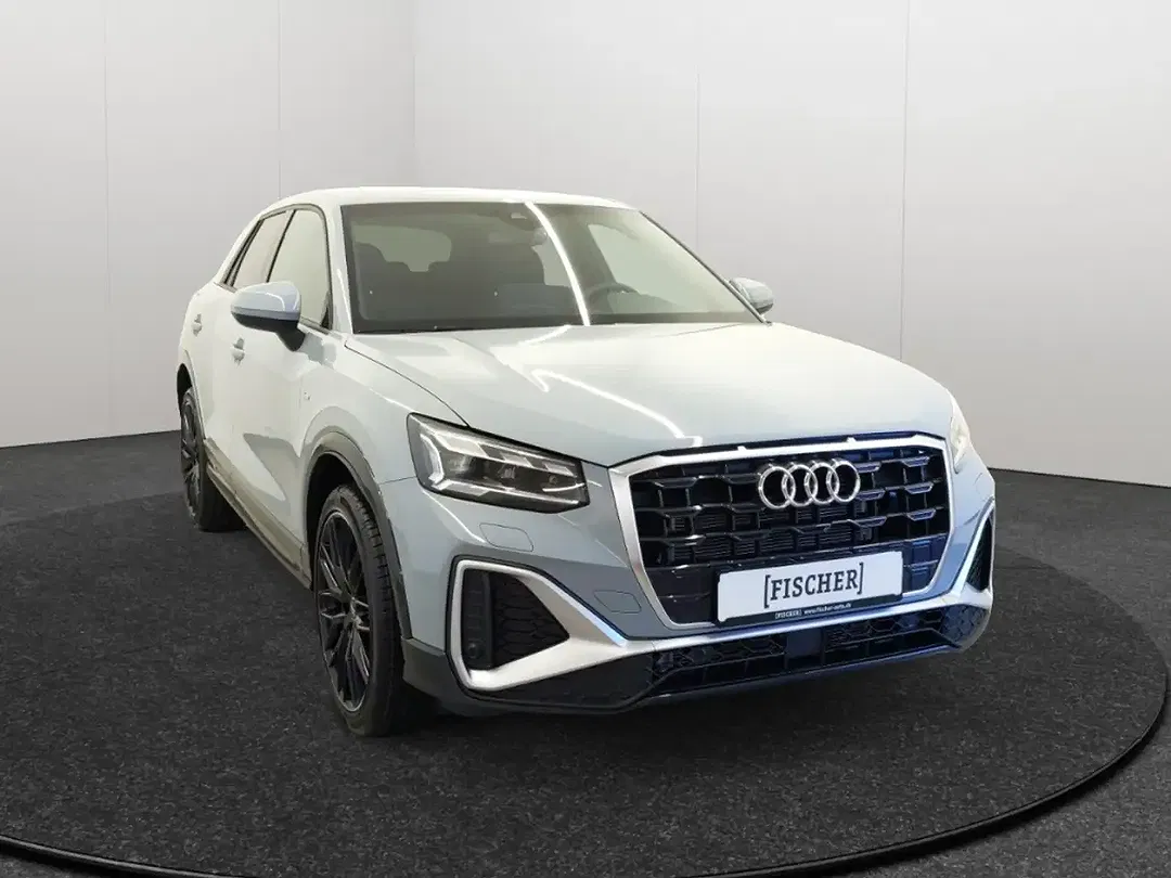 Audi Q2 - Thumbnail 3