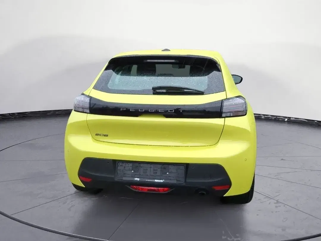 Peugeot 208 - Thumbnail 6