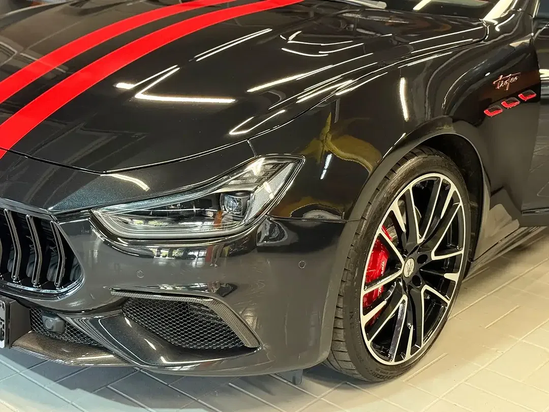 Maserati Ghibli - Thumbnail 11