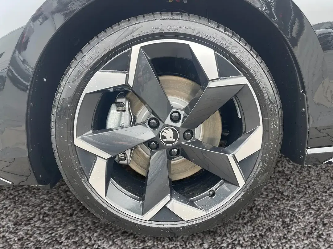 Skoda Superb - Thumbnail 7
