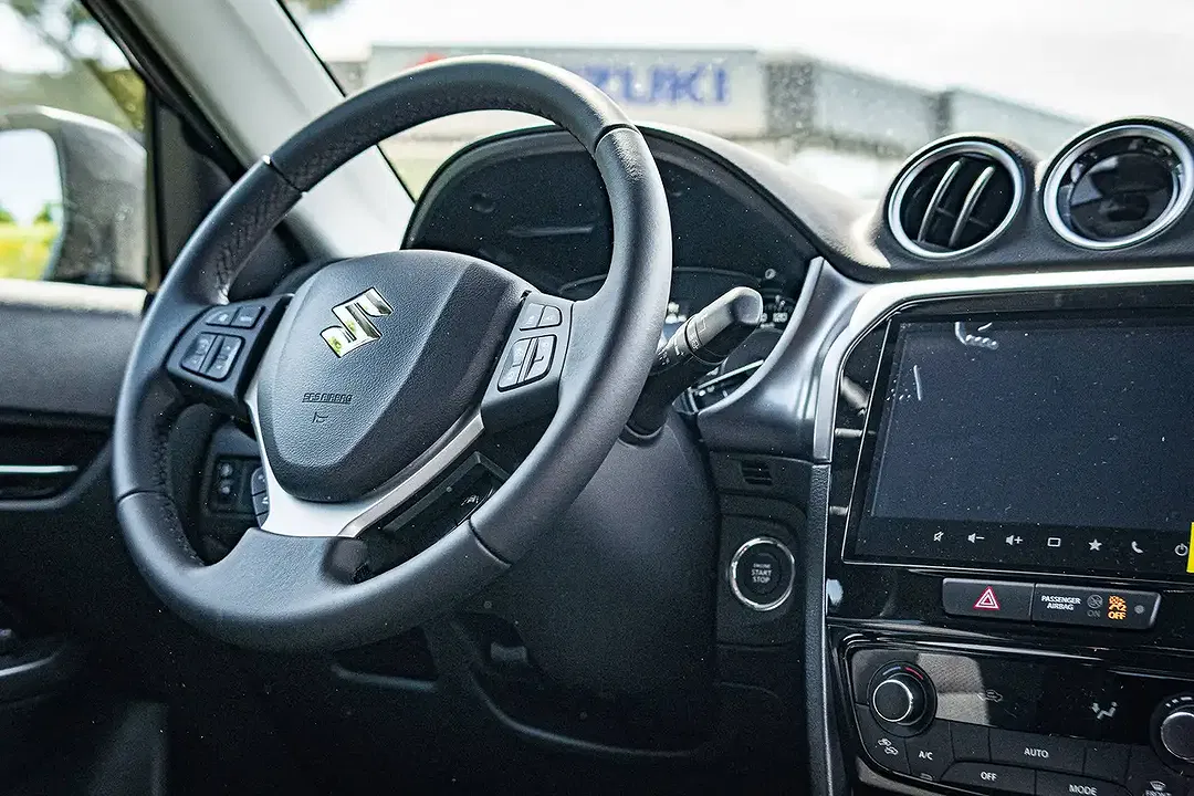 Suzuki Vitara - Thumbnail 14