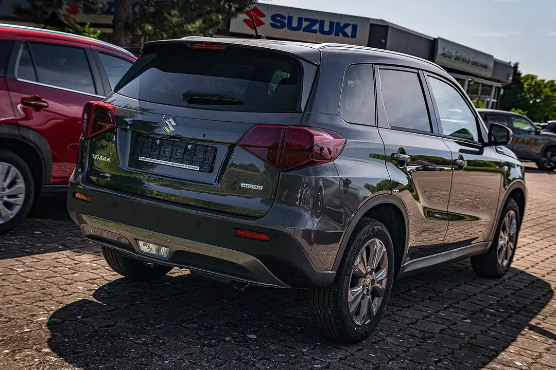 Suzuki Vitara - Thumbnail 6