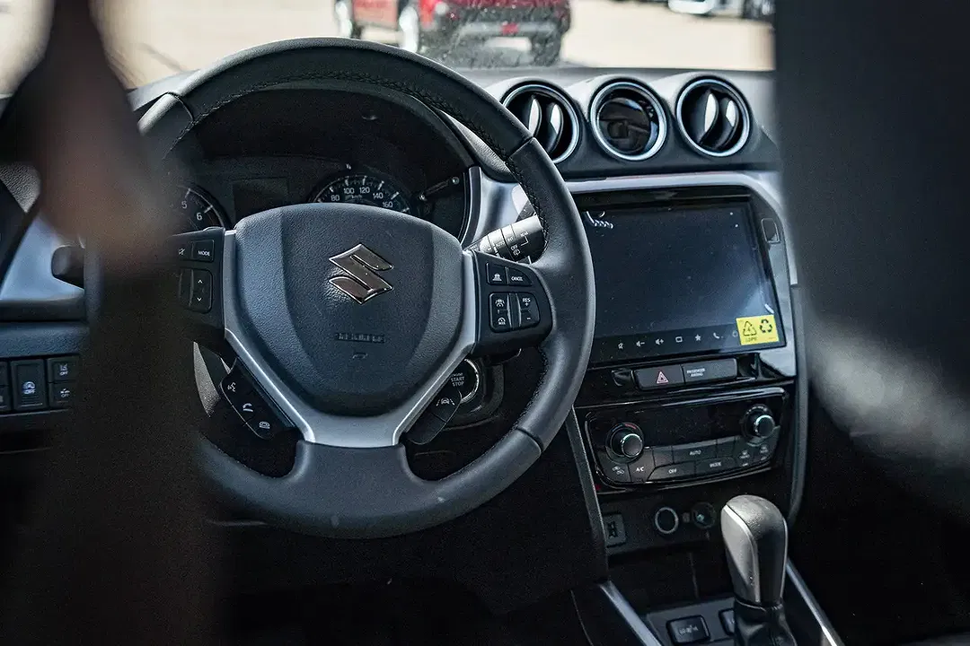 Suzuki Vitara - Thumbnail 9