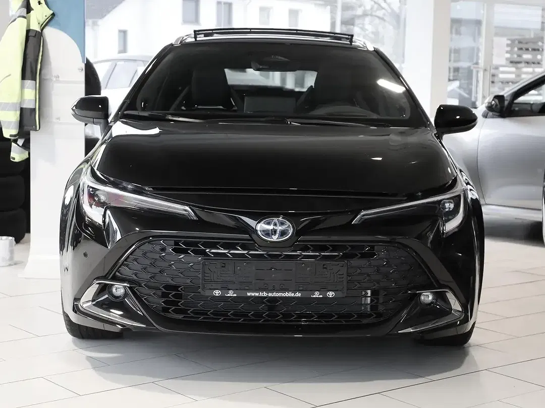Toyota Corolla - Thumbnail 3