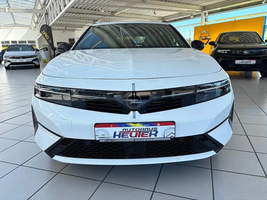 Opel Astra - Thumbnail 2