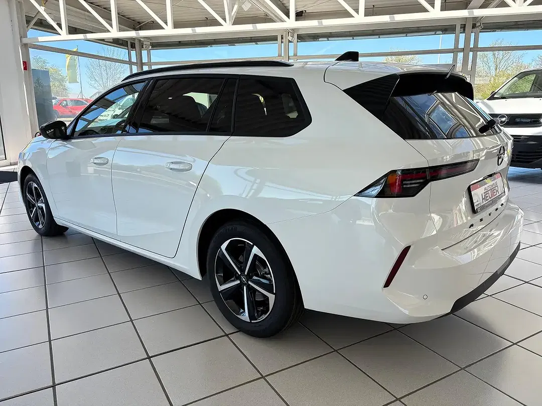 Opel Astra - Thumbnail 4