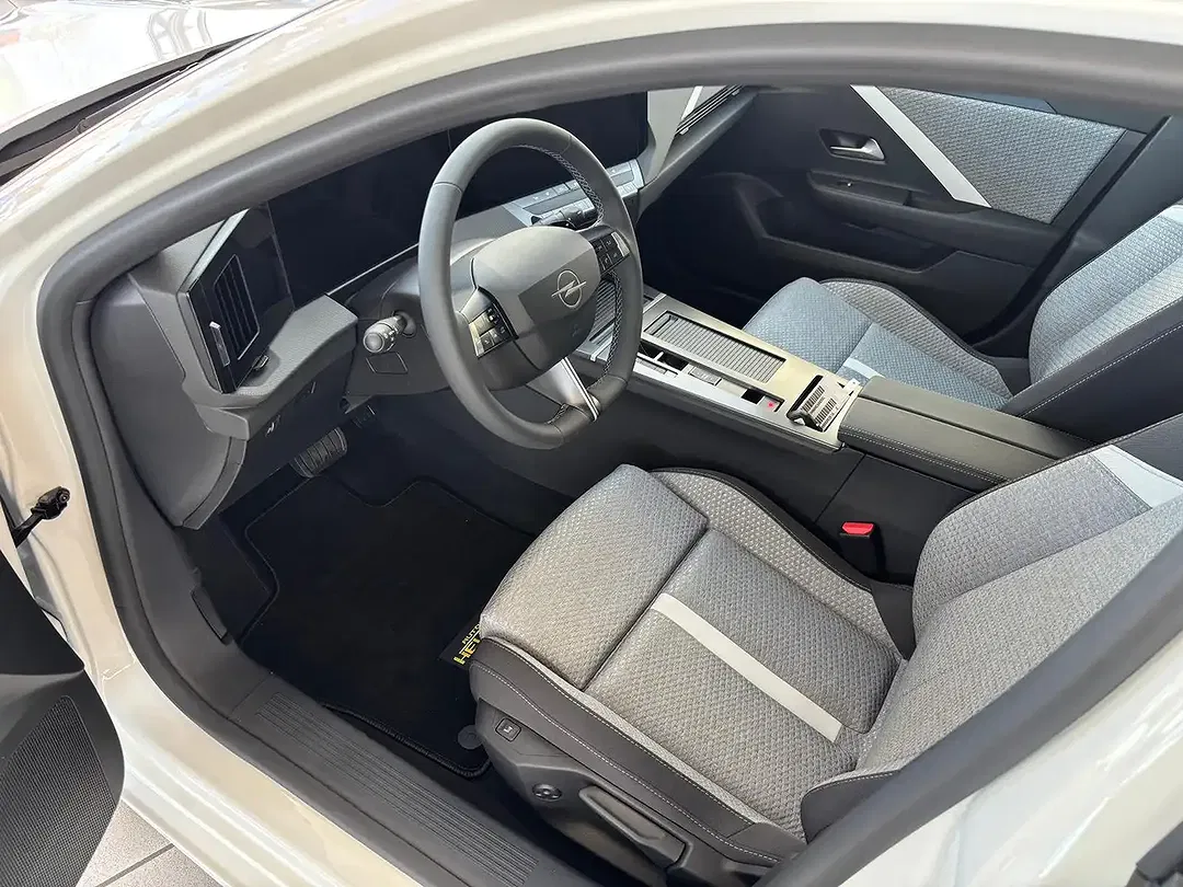 Opel Astra - Thumbnail 7