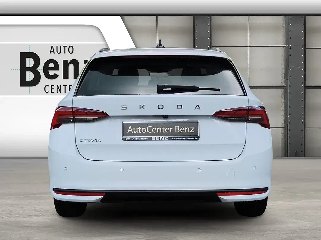 Skoda Octavia - Thumbnail 4