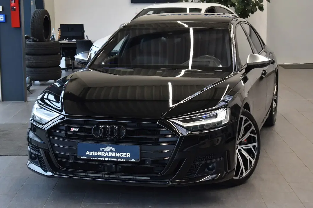Audi S8 - Afbeelding 1