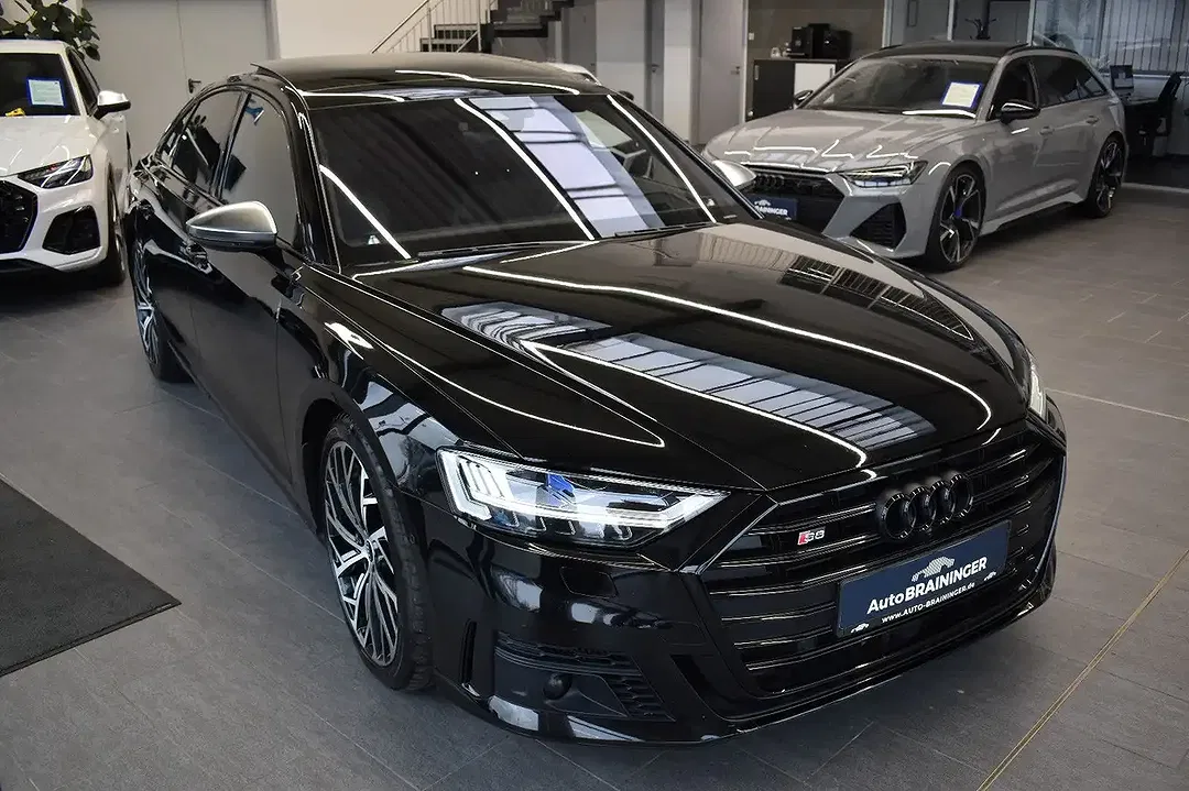 Audi S8 - Thumbnail 5