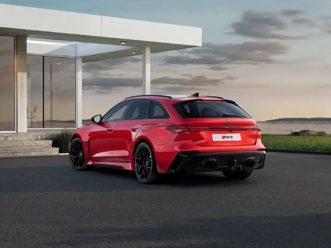 Audi RS5 - Thumbnail 3