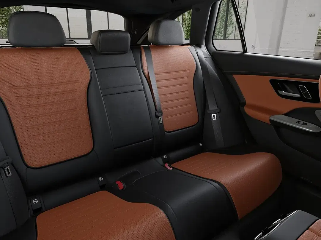 Mercedes-Benz C 300 - Thumbnail 9