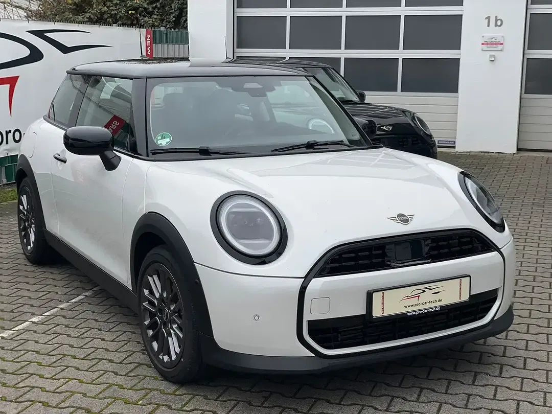 MINI Cooper C - Thumbnail 2