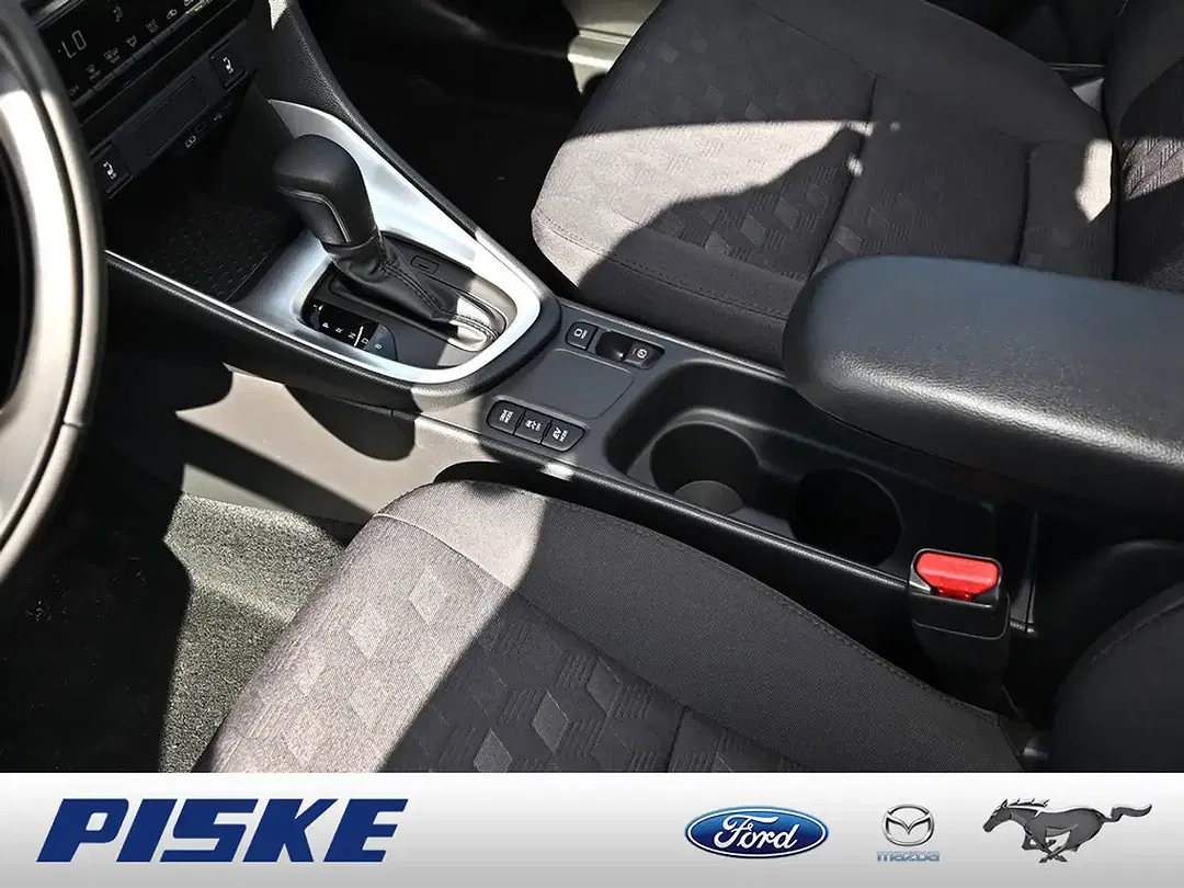 Mazda 2 - Thumbnail 11