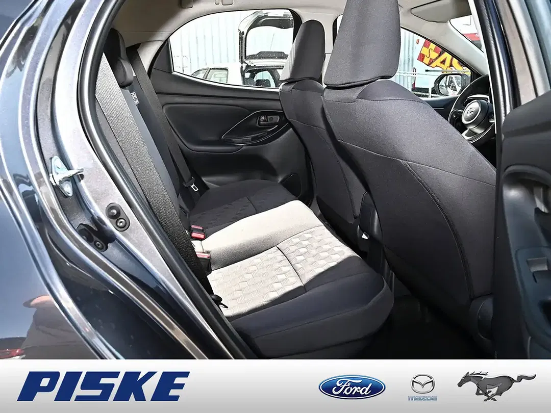 Mazda 2 - Thumbnail 4