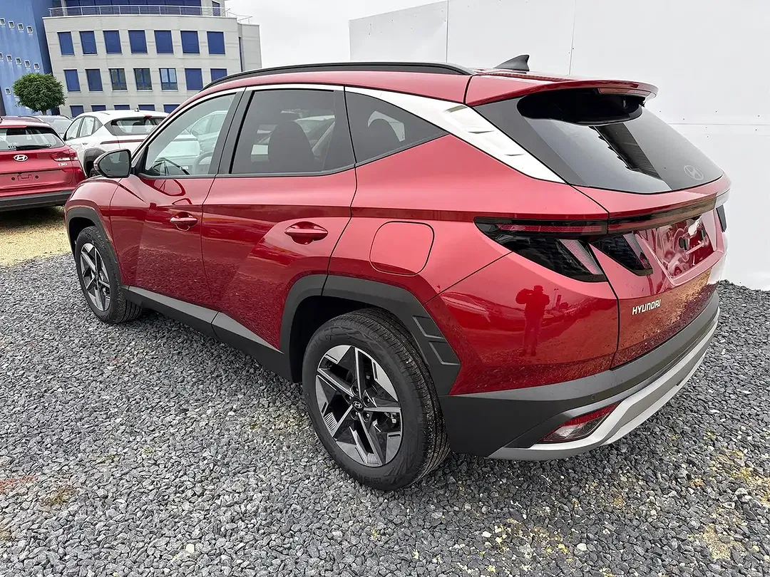 Hyundai TUCSON - Thumbnail 4