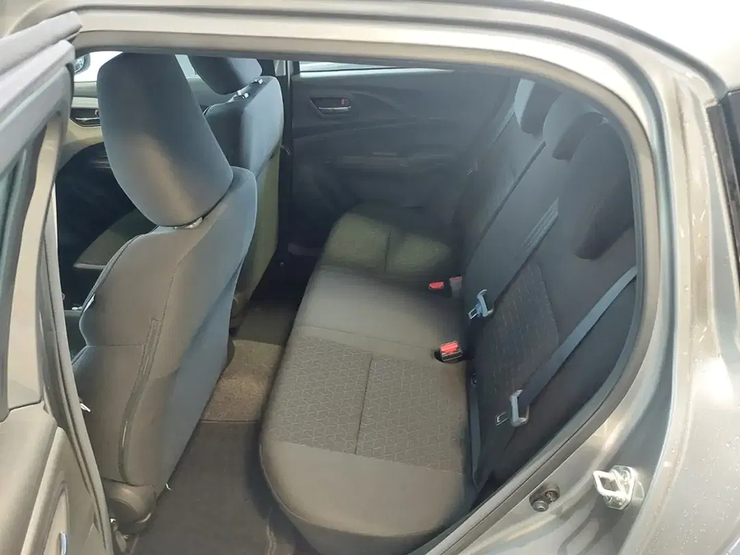 Suzuki Swift - Thumbnail 13