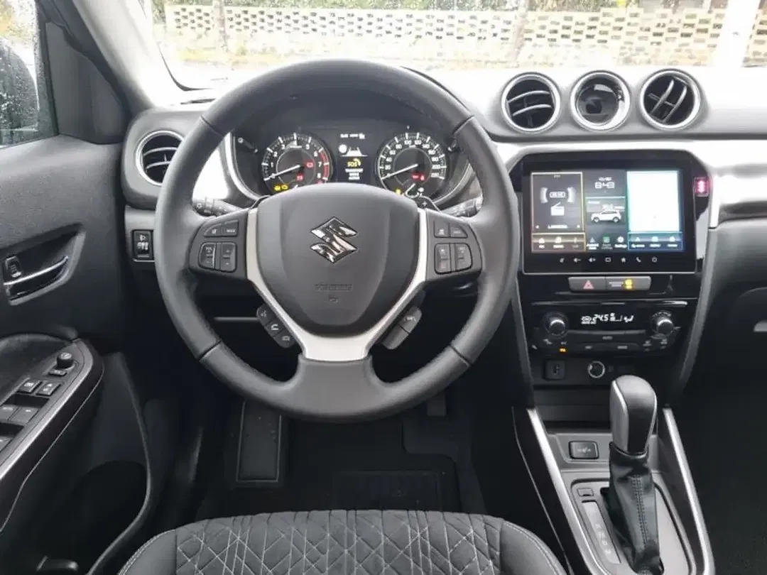 Suzuki Vitara - Thumbnail 15