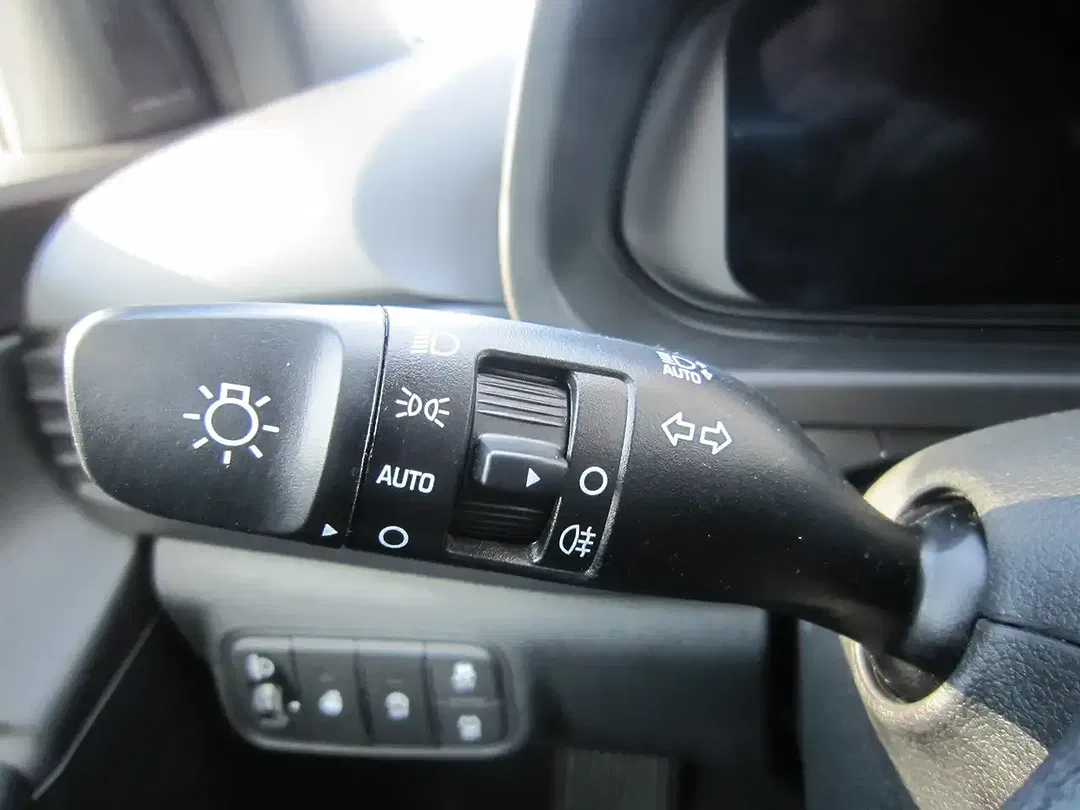 Hyundai i20 - Thumbnail 15