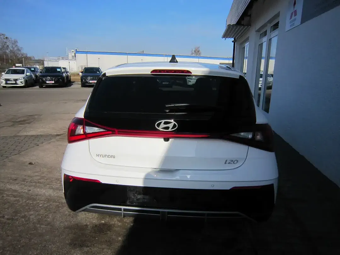 Hyundai i20 - Thumbnail 4