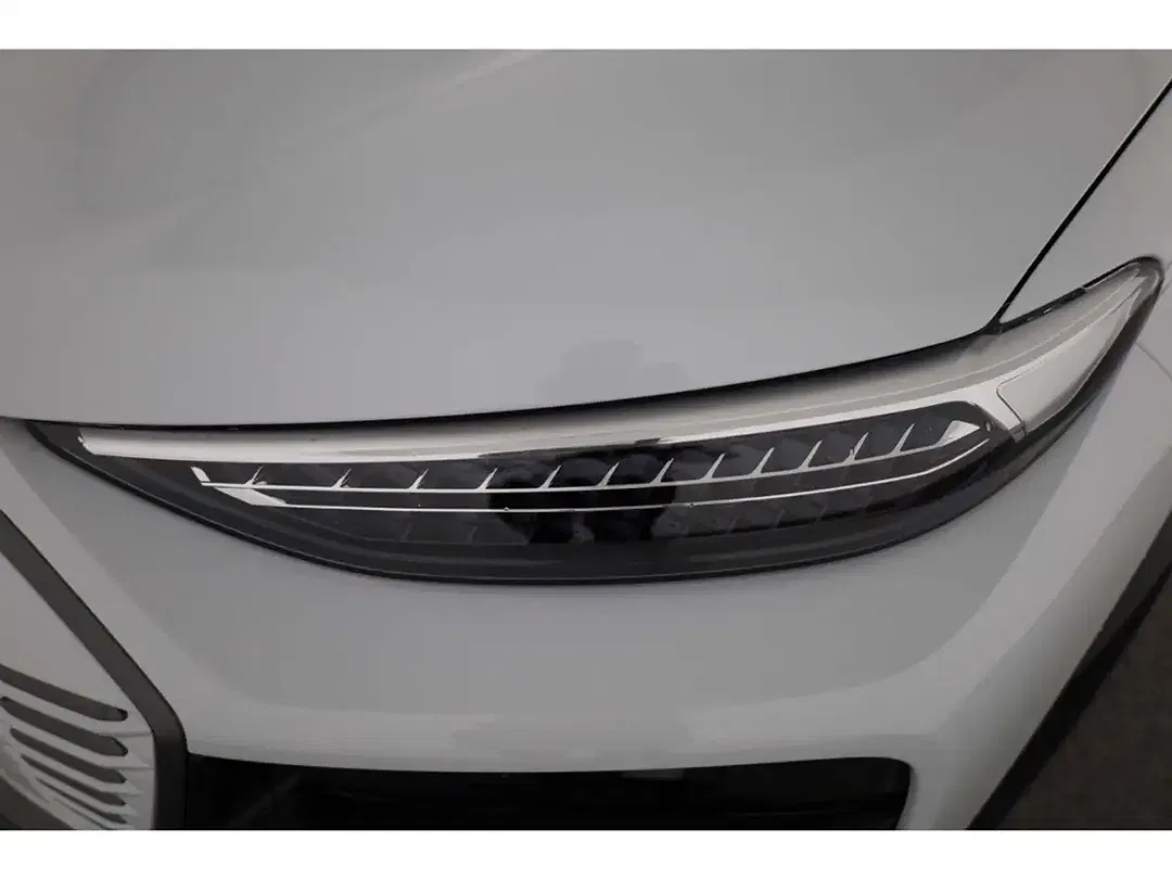 Audi Q6 e-tron - Thumbnail 7