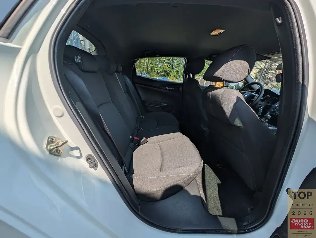 Honda Civic - Thumbnail 13