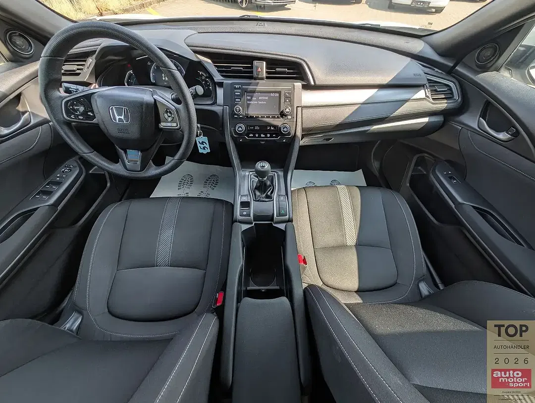 Honda Civic - Thumbnail 16