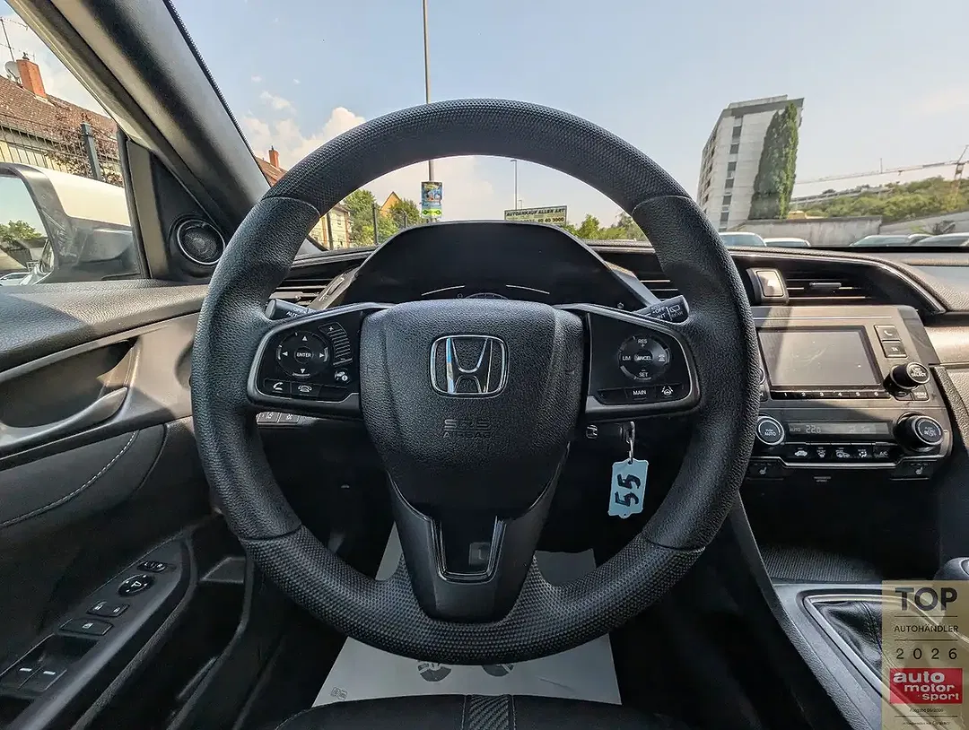 Honda Civic - Thumbnail 17