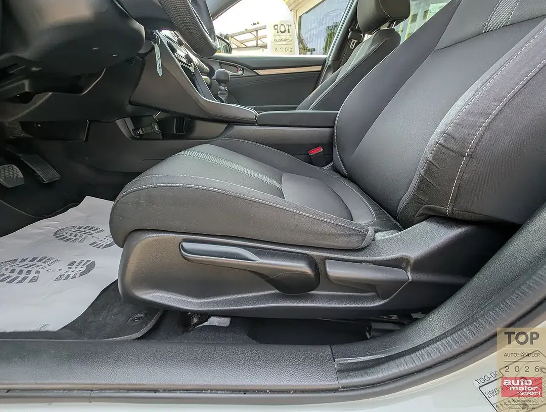 Honda Civic - Thumbnail 23