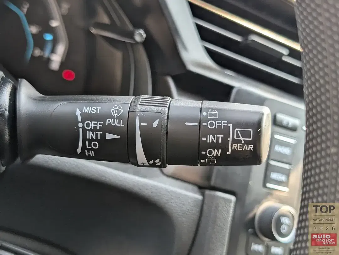 Honda Civic - Thumbnail 28