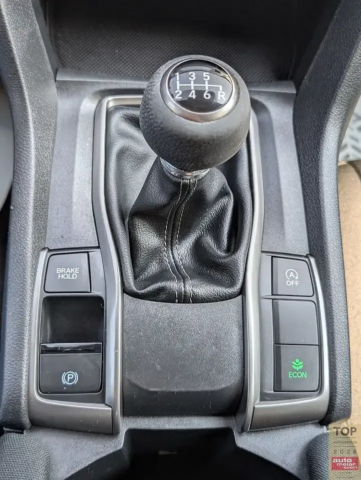 Honda Civic - Thumbnail 32