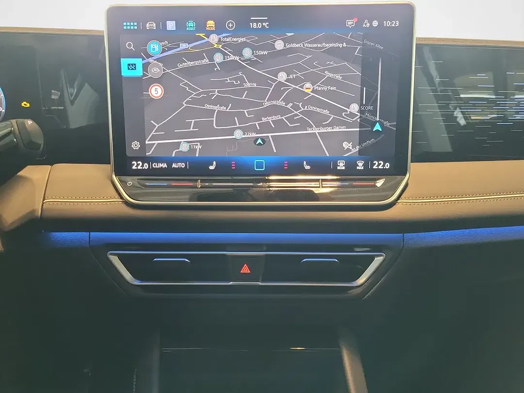 Volkswagen Tiguan - Thumbnail 10