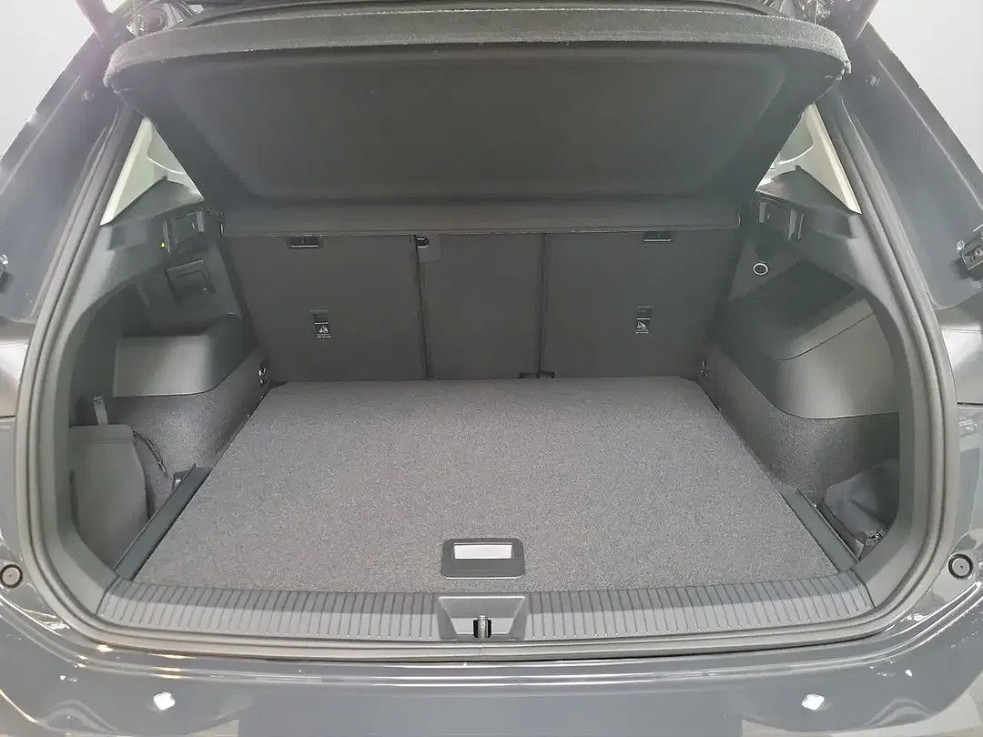 Volkswagen Tiguan - Thumbnail 12