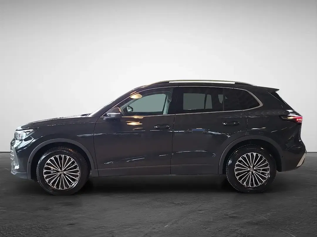 Volkswagen Tiguan - Thumbnail 3