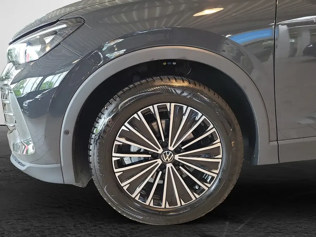 Volkswagen Tiguan - Thumbnail 5