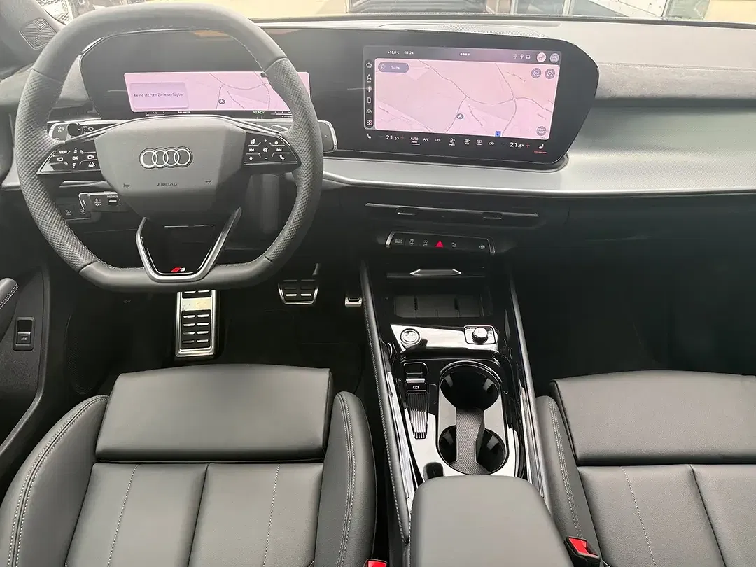 Audi Q3 - Thumbnail 9