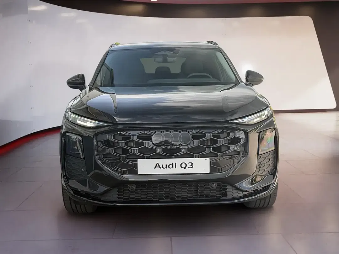 Audi Q3 - Thumbnail 5