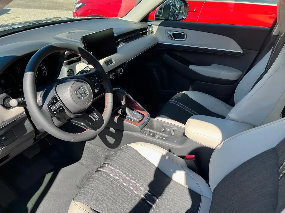 Honda HR-V - Thumbnail 4