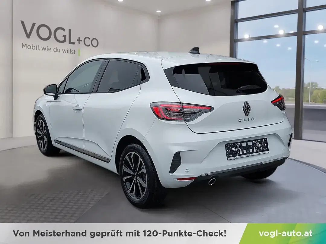Renault Clio - Thumbnail 3