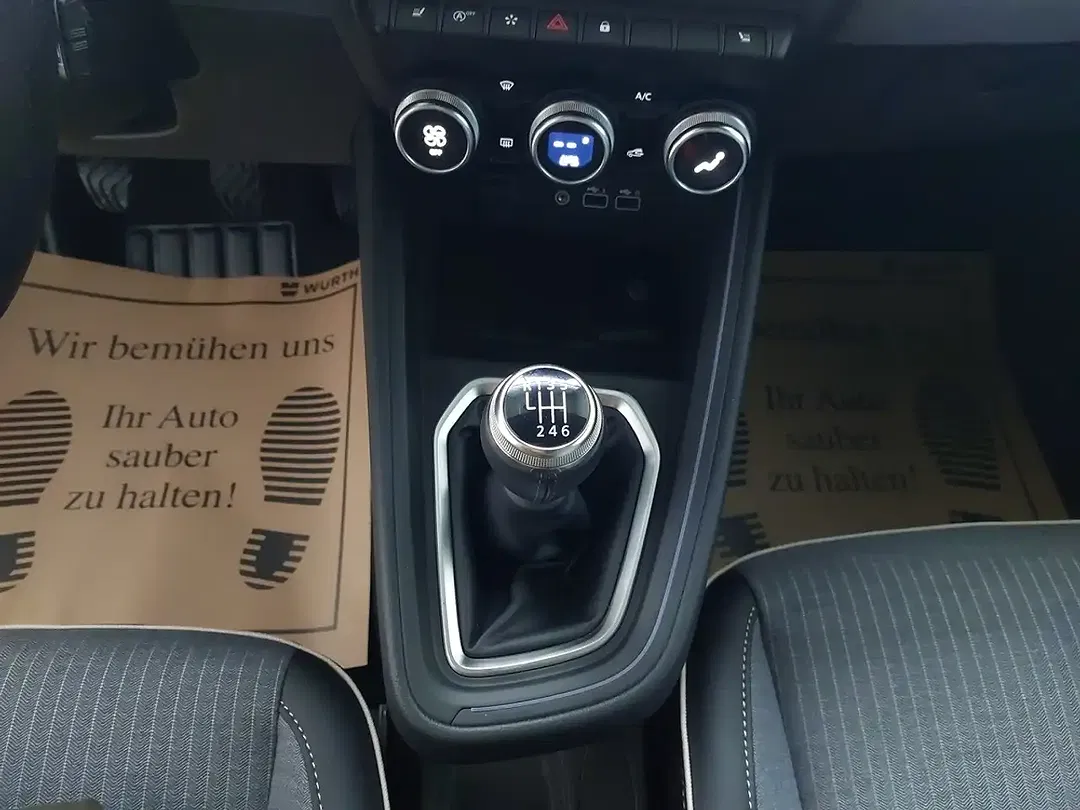 Renault Clio - Thumbnail 8