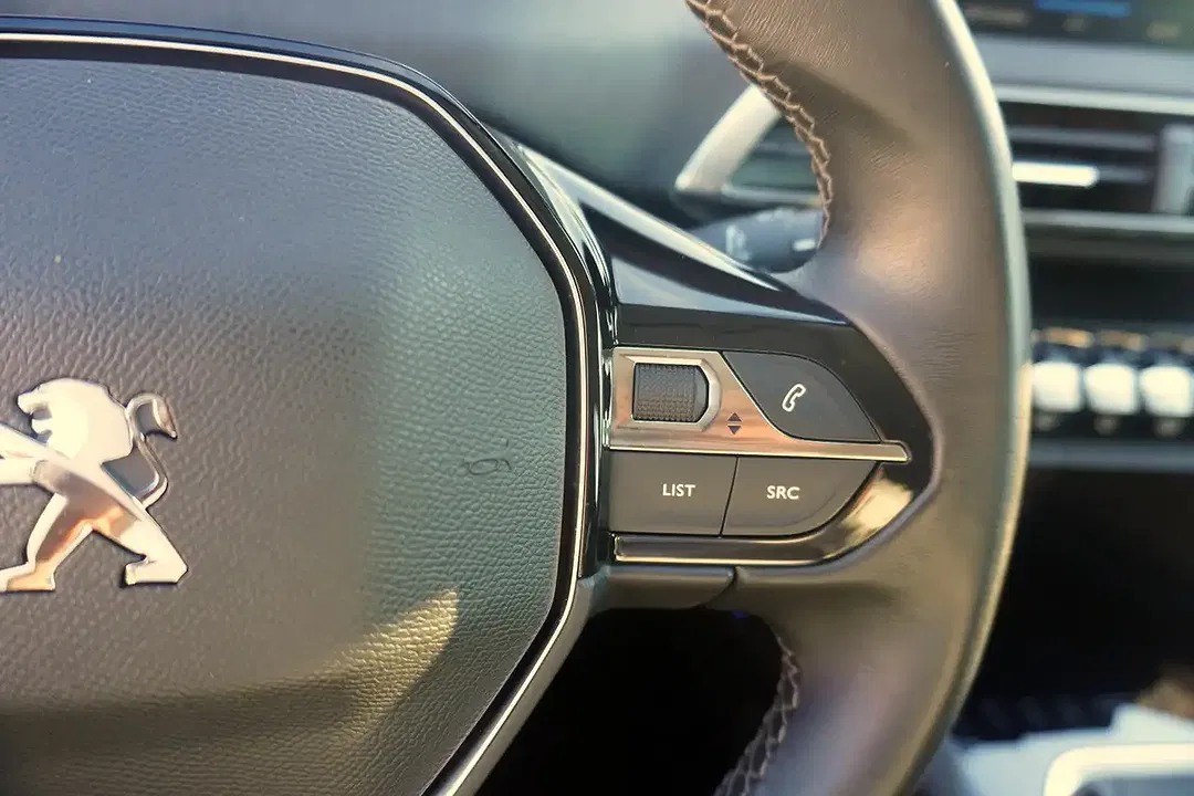 Peugeot 3008 - Thumbnail 21