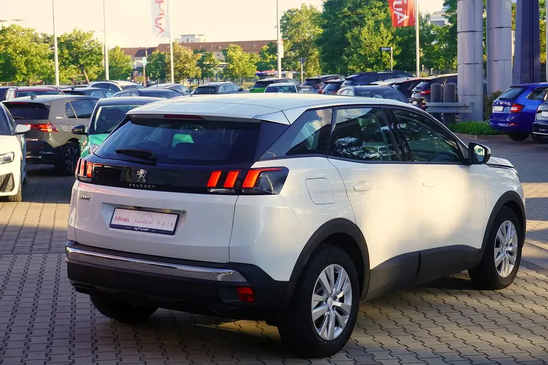 Peugeot 3008 - Thumbnail 5