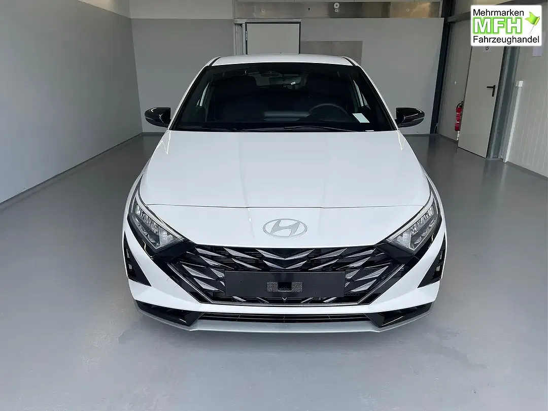 Hyundai i20 - Thumbnail 2