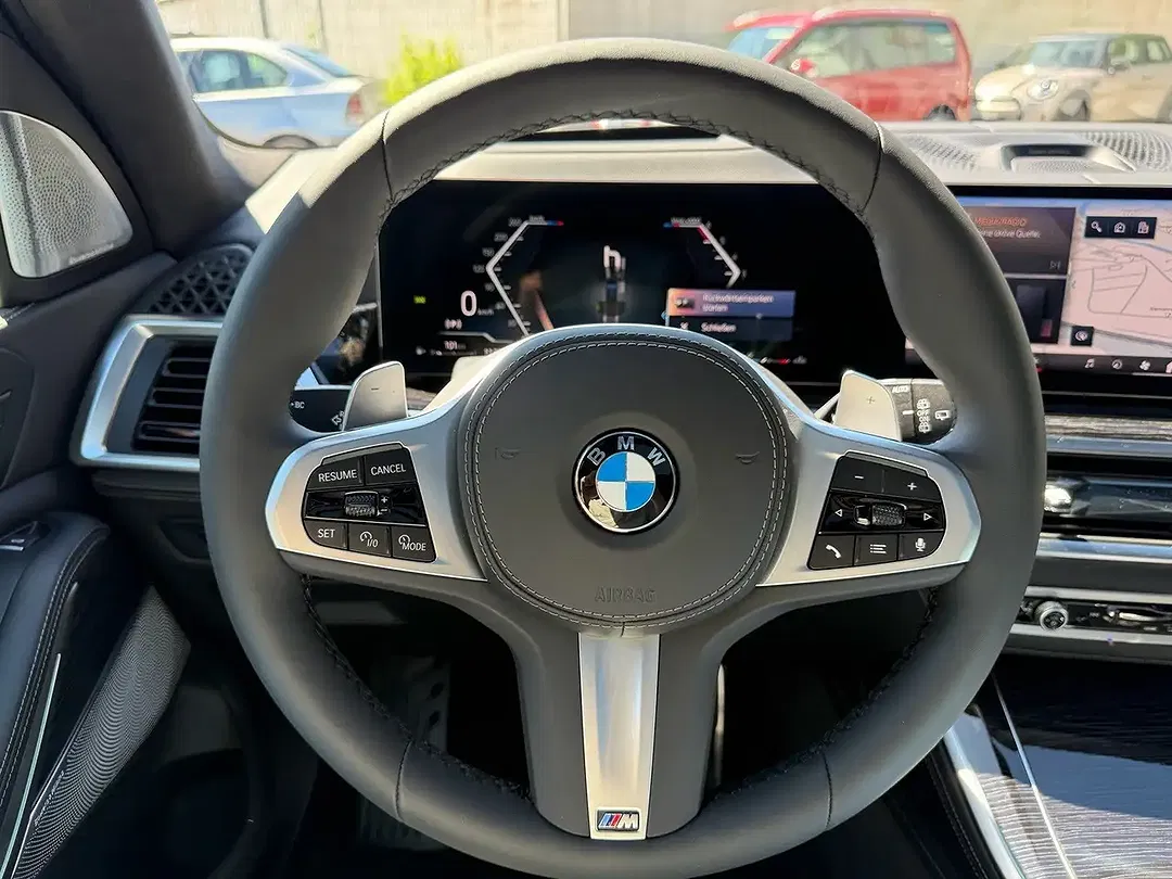BMW X5 - Thumbnail 6