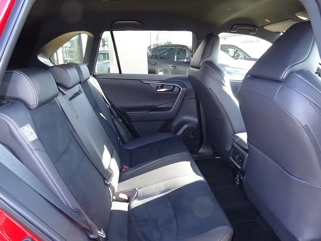 Toyota RAV 4 - Thumbnail 12